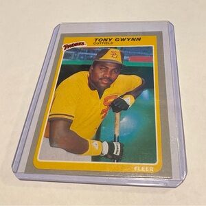 Tony Gwynn 1985 Fleer Baseball Card #34 Vintage Collectible